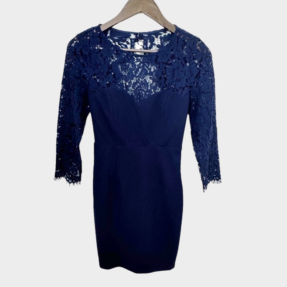 Lulus Blue Eyelash Lace 3/4 Sleeve Open Back Mini Dress. Size small.